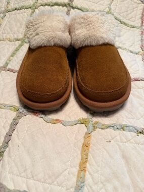 Koolaburra Brown Suede Faux-Shearling Clog Slippers